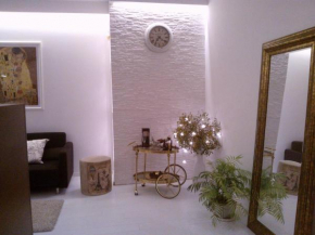  Luxury Apartment - Hoza 55  Варшава
